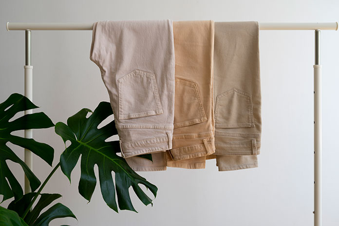 code of fashion offers high-quality textile products including men's, women's, and kids' clothing such as trousers, jeans, skirts, sweatpants, leggings, joggers, overalls, shorts, and dresses. Our range includes sportswear made from cotton, linen, recycled, organic, and other sustainable materials.